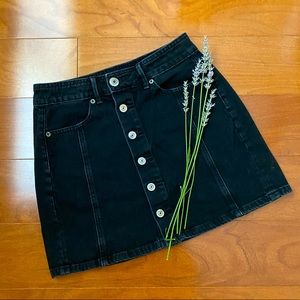 American Eagle, black, size 2, button down, skirt.